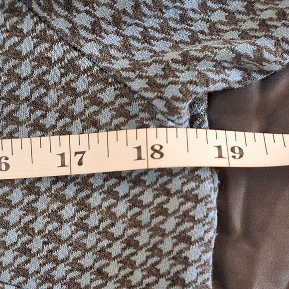 J. Jill Ponte Shirt Women's Medium Blue Gray Houndstooth Classic Preppy Office - Picture 5 of 8